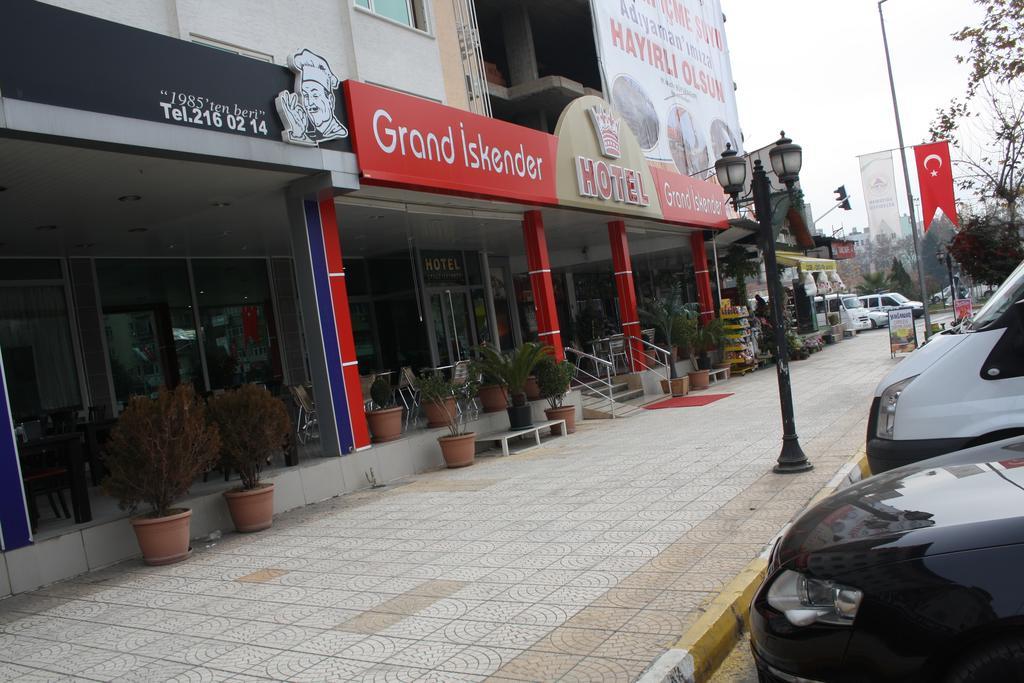 Hotel Grand Iskender Adıyaman Exteriör bild
